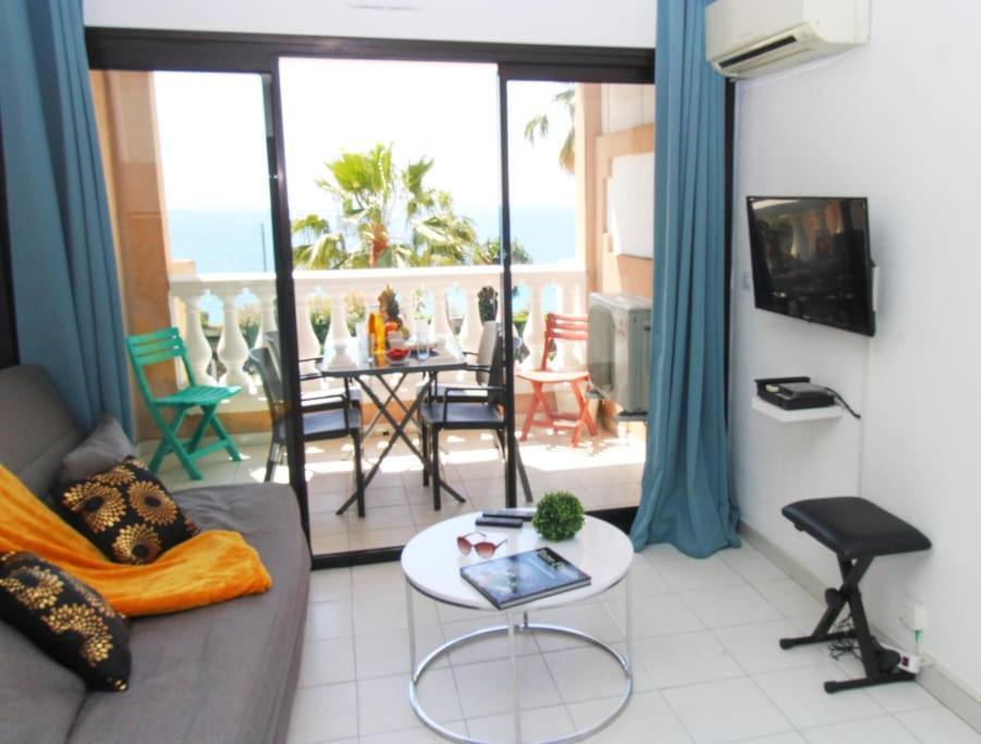 Azur 423 Yourhosthelper * Cannes